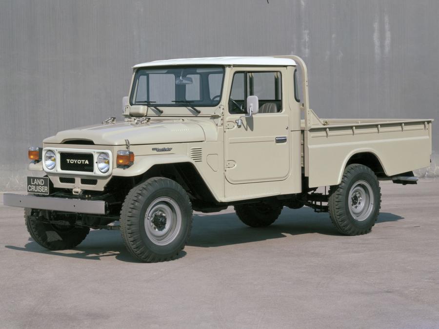  Toyota Land Cruiser 40 Pickup 1979 года  (фото 2 из 2)